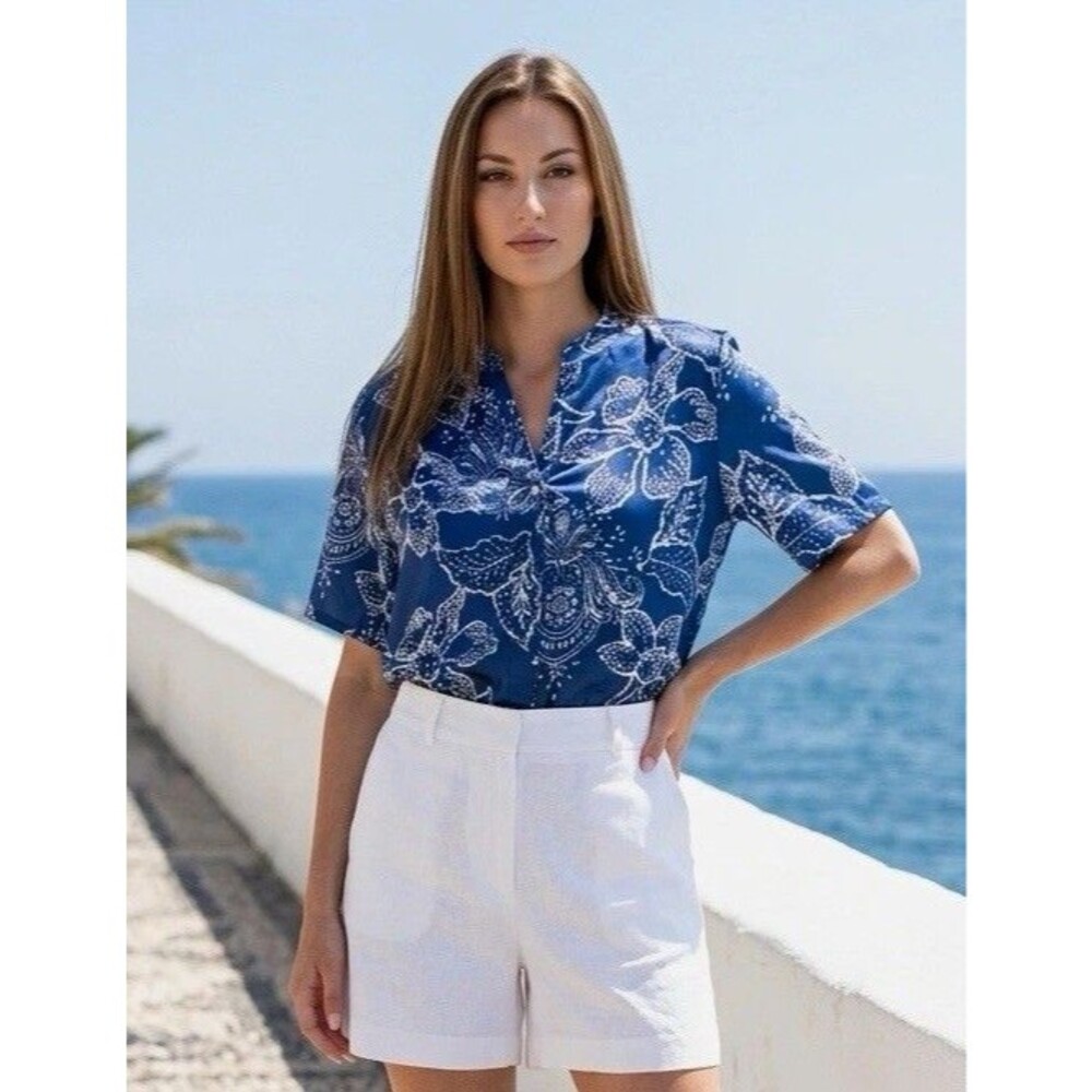 Breezies Blue White Floral Woven Button-Up V-Neck Short Sleeve Blouse S